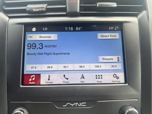 Used 2019 Ford Fusion SE w/ Equipment Group 151A image 25