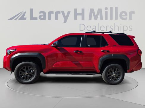 Certified 2026 Toyota 4Runner SR5 AWD/4WD image 2