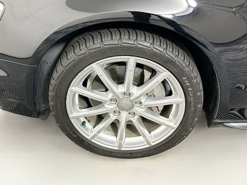 Used 2016 Audi A4 2.0T Premium w/ Convenience Plus Package image 11