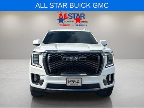 Used 2023 GMC Yukon XL Denali Ultimate AWD/4WD image 2