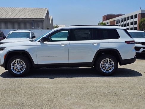 New 2026 Jeep Grand Cherokee L Laredo RWD image 4