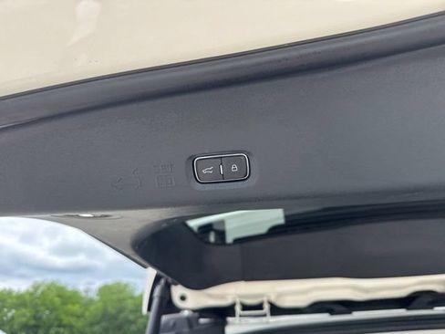 Used 2025 Ford Expedition Active AWD/4WD image 25