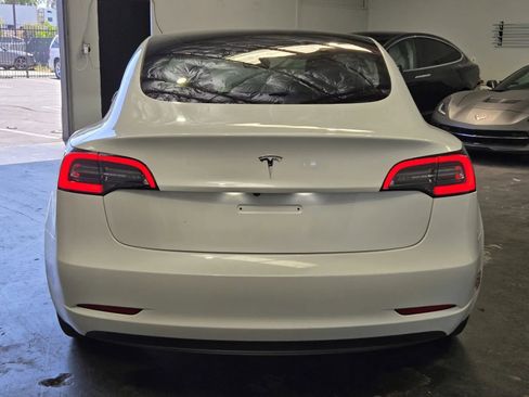 Used 2023 Tesla Model 3 Standard Range RWD image 3