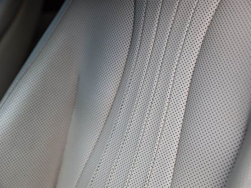 Used 2018 Mercedes-Benz E 400 Cabriolet image 33