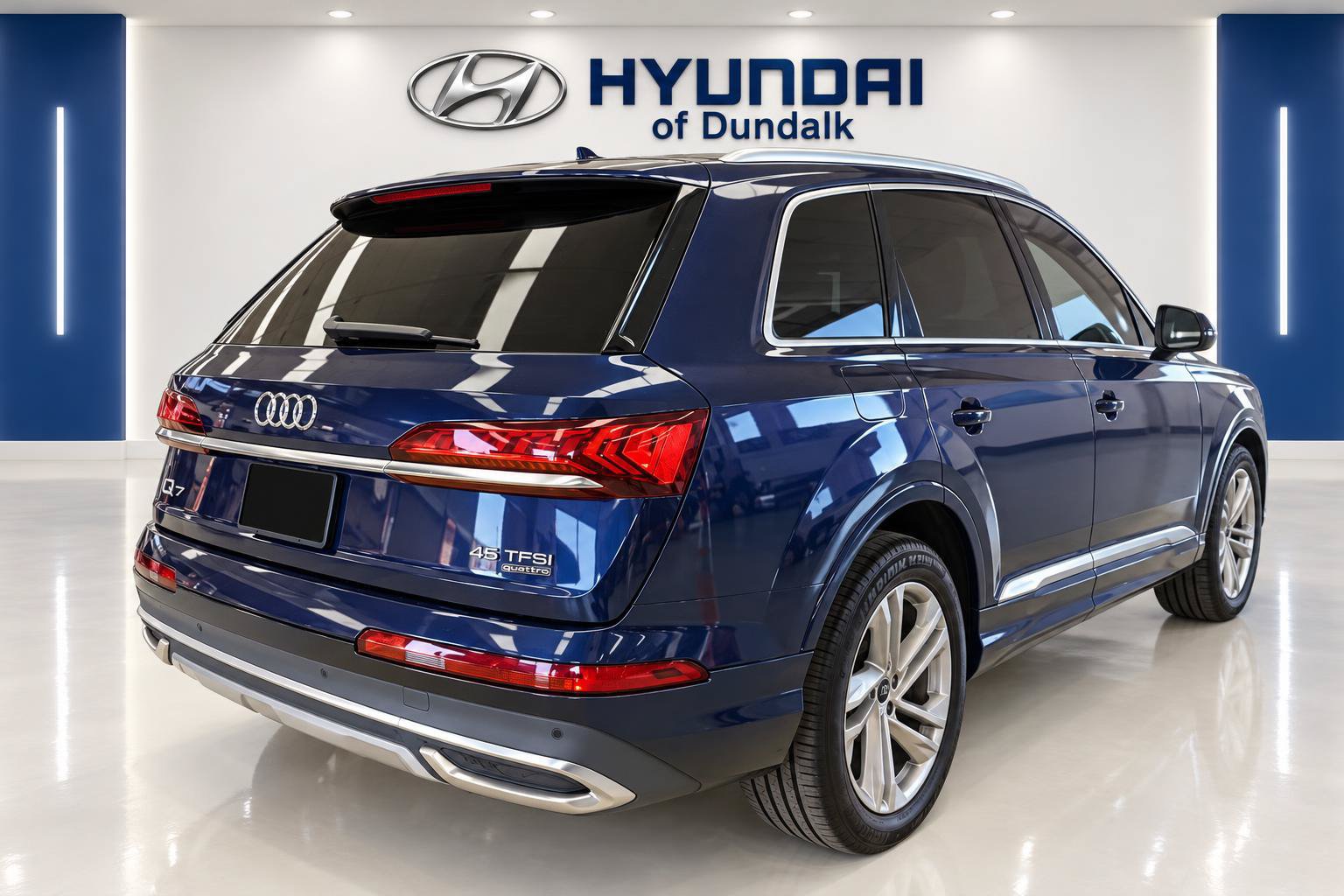 Used 2021 Audi Q7 2.0T Premium w/ Convenience Package AWD/4WD image 4