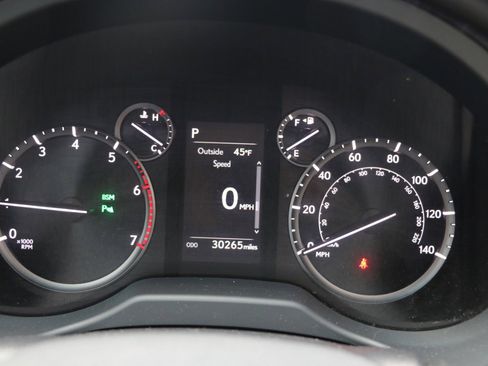 Used 2023 Lexus GX 460 Premium image 36