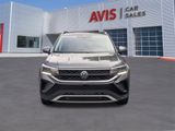 Used 2024 Volkswagen Taos SE image 2