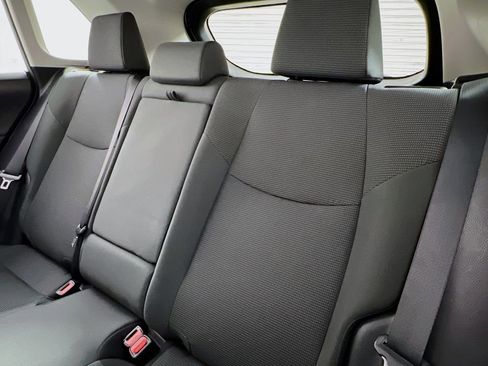 Used 2021 Toyota RAV4 LE image 19