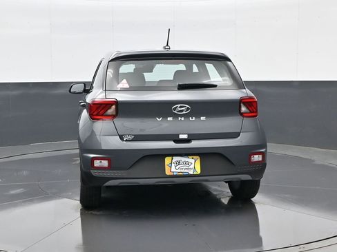 New 2026 Hyundai Venue SE image 6