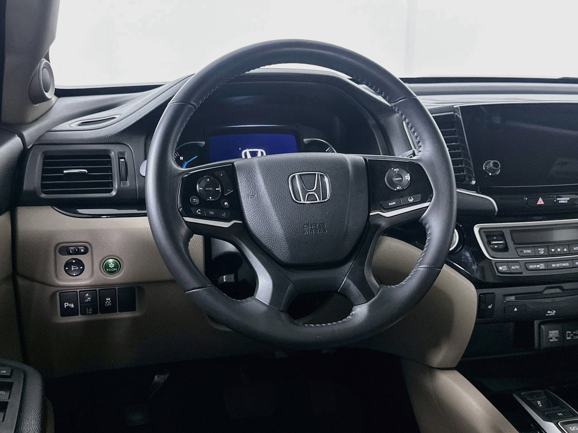 Used 2019 Honda Pilot Touring image 18