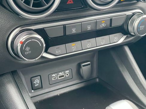 Certified 2024 Nissan Sentra SV FWD image 19