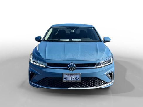 Certified 2025 Volkswagen Jetta S FWD image 8