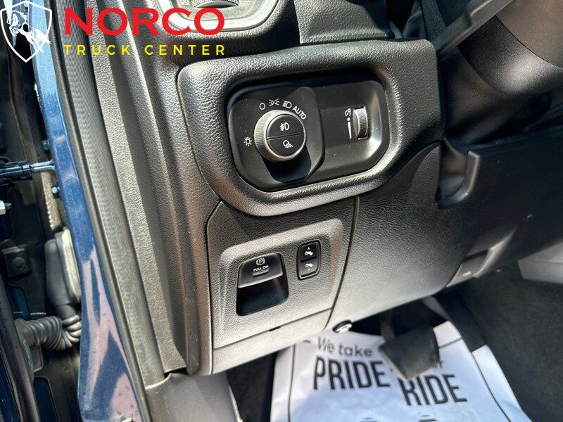 Used 2020 RAM 1500 Big Horn RWD image 24