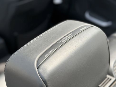 Used 2005 BMW M3 Convertible RWD image 34