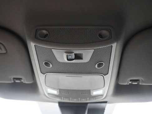 Used 2019 Ford F150 Lariat w/ Equipment Group 502A Luxury AWD/4WD image 23
