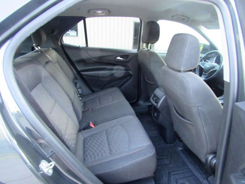 Used 2019 Chevrolet Equinox LT FWD image 7
