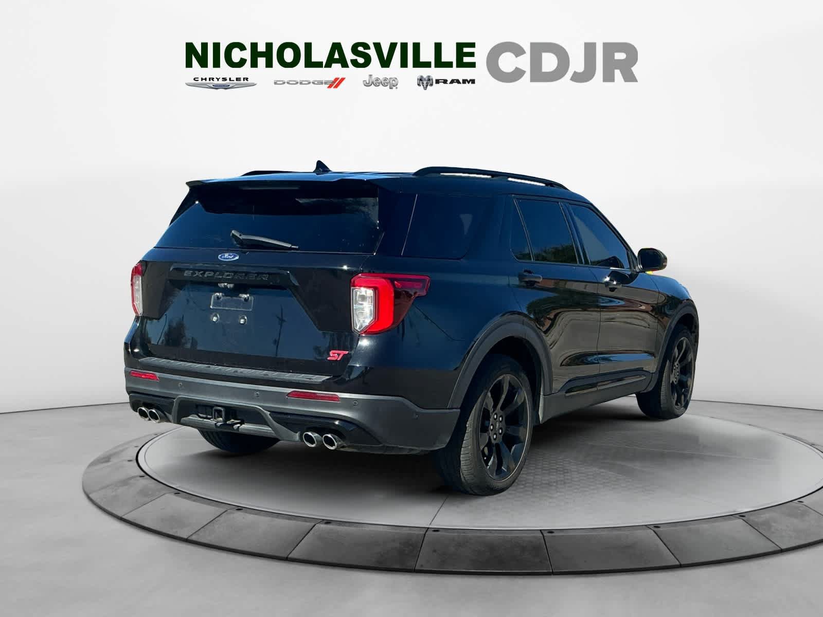 Used 2020 Ford Explorer ST w/ ST Street Pack AWD/4WD image 5