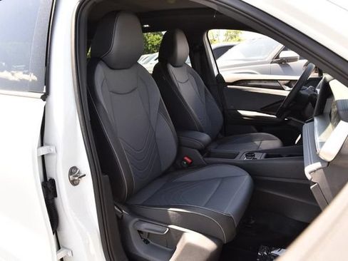New 2026 Volkswagen Tiguan SE R-Line AWD/4WD image 20