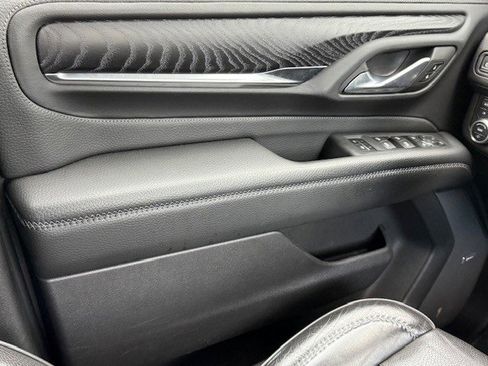 Used 2022 GMC Yukon Denali w/ Advanced Technology Package image 36