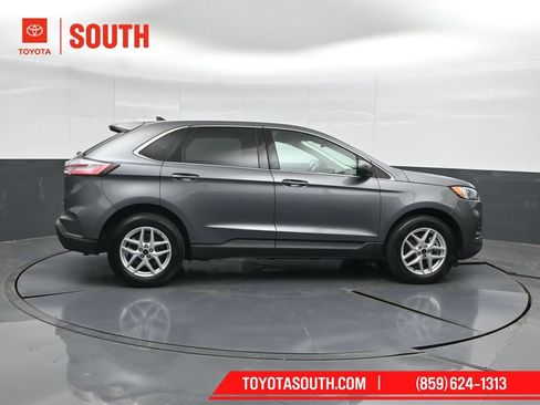 Used 2024 Ford Edge SEL AWD/4WD image 3