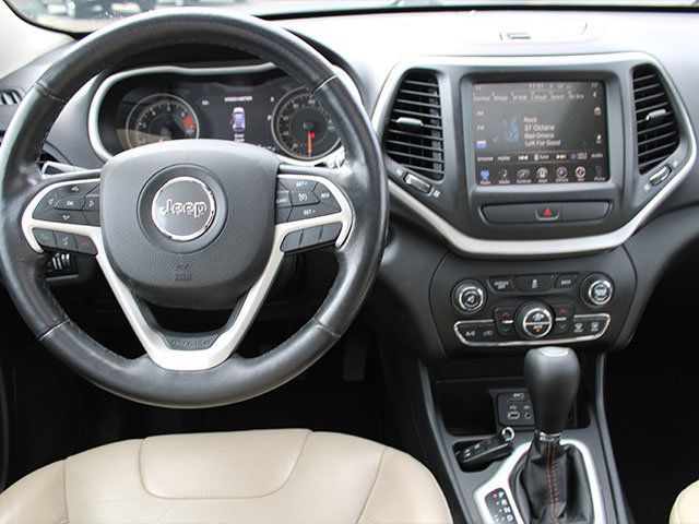Used 2016 Jeep Cherokee Limited FWD image 11