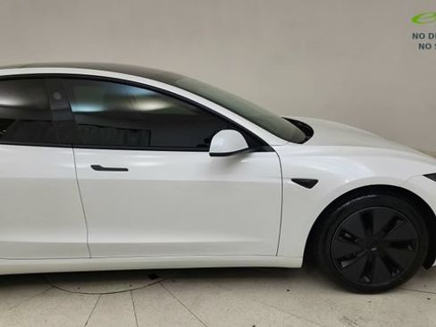 Used 2025 Tesla Model 3 Long Range AWD/4WD image 17