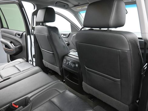 Used 2018 Chevrolet Tahoe LT image 10