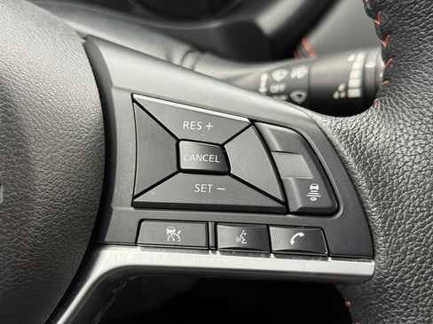 Used 2024 Nissan Kicks SR image 24