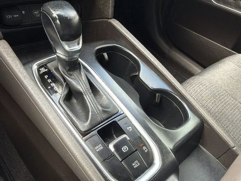 Used 2020 Hyundai Santa Fe SEL w/ Convenience Package image 20