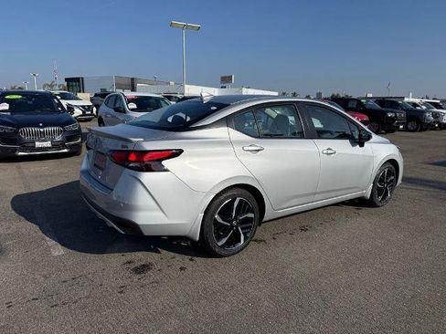 New 2025 Nissan Versa SR w/ Trunk Package image 6