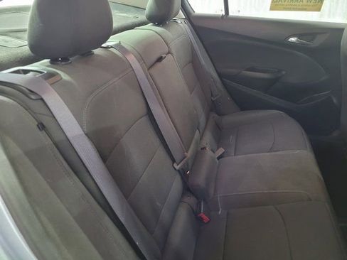 Used 2017 Chevrolet Cruze LT image 48