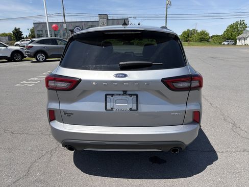 Certified 2024 Ford Escape ST-Line AWD/4WD image 4
