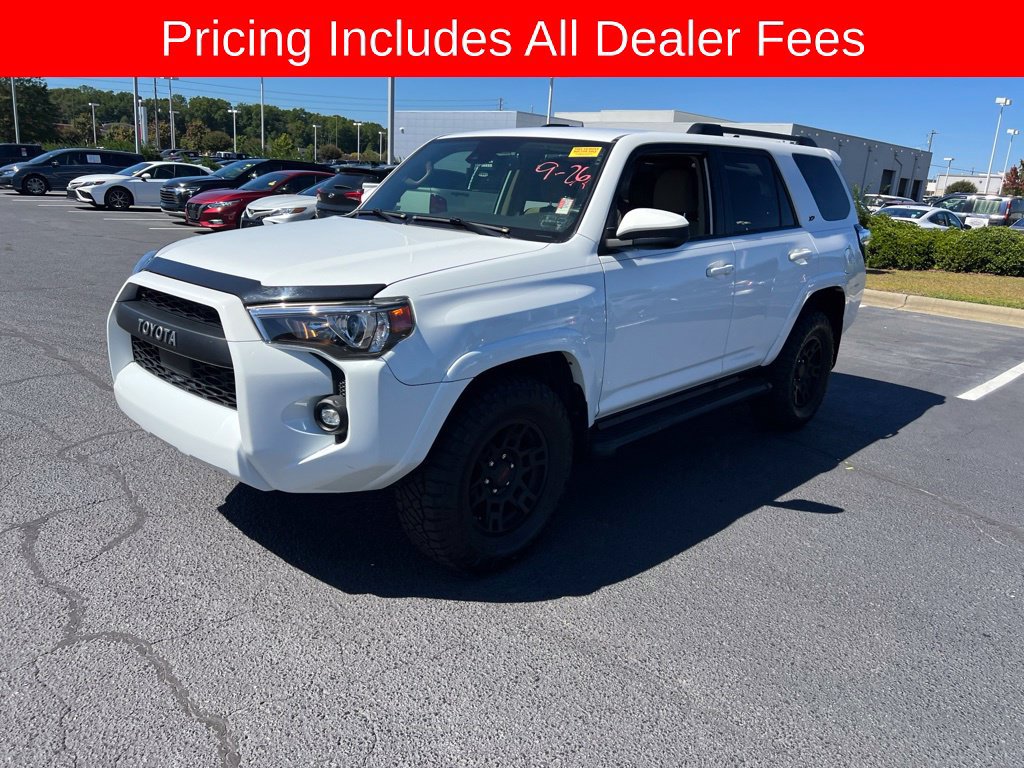Used 2021 Toyota 4Runner SR5 AWD/4WD image 8