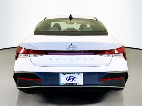 New 2026 Hyundai Elantra SE w/ Cargo Package image 6