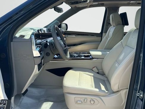 New 2026 Cadillac Escalade Platinum Sport w/ LPO, ONYX Package AWD/4WD image 10