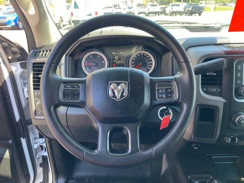 Used 2017 RAM 3500 Tradesman w/ Popular Equipment Group AWD/4WD image 10