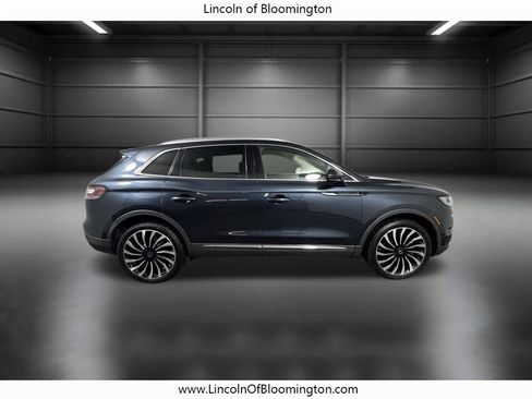Used 2022 Lincoln Nautilus Black Label w/ Class II Trailer Tow Package AWD/4WD image 10