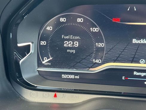 Used 2022 GMC Yukon Denali w/ Denali Premium Package image 27