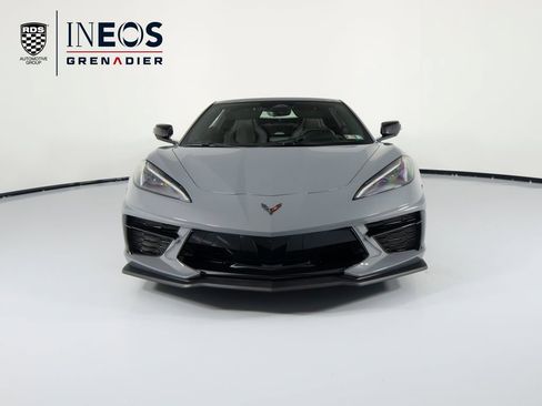 Used 2025 Chevrolet Corvette Stingray Coupe w/ 1LT RWD image 3