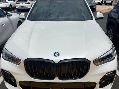 Used 2019 BMW X5 xDrive40i w/ M Sport Package AWD/4WD image 3