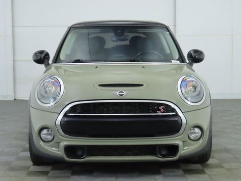Used 2019 MINI Cooper S w/ Signature Upholstery Package image 2