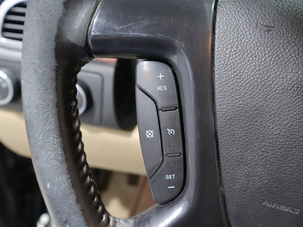 Used 2007 Chevrolet Tahoe LTZ w/ LTZ Preferred Equipment Group AWD/4WD image 31