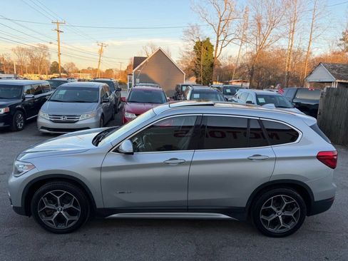 Used 2018 BMW X1 sDrive28i image 4