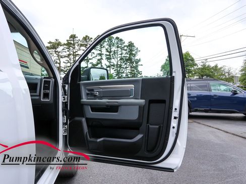 Used 2019 RAM 1500 Tradesman w/ Popular Equipment Group RWD image 17