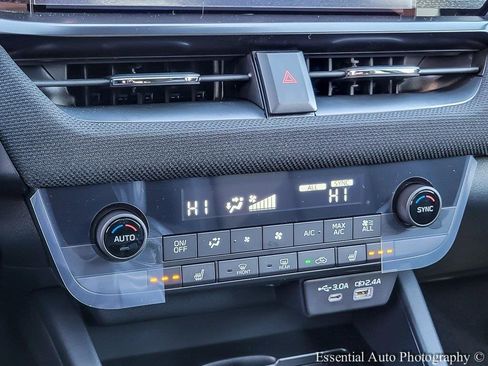 New 2026 Subaru Outback Premium image 19