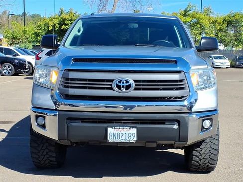 Used 2014 Toyota Tundra SR5 w/ SR5 Upgrade Package image 2