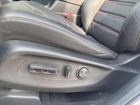 Used 2025 Honda CR-V Sport-L image 14