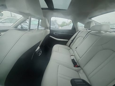 Used 2026 Hyundai Sonata Limited FWD image 5