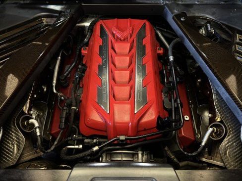 Used 2021 Chevrolet Corvette Stingray Premium Cpe w/ Z51 Performance Package RWD image 30
