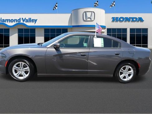 Used 2020 Dodge Charger SXT RWD image 8